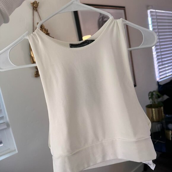 PrettyLittleThing Women's Crop-top - Picture 7 of 7